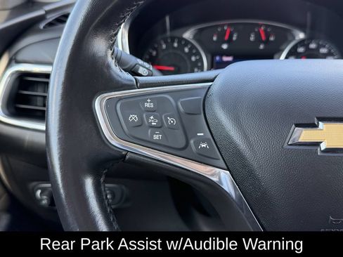 Used 2020 Chevrolet Equinox LT AWD/4WD image 16