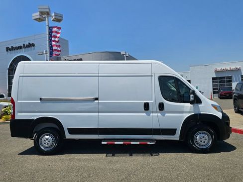 Used 2025 RAM ProMaster 2500 w/ Convenience Group FWD image 7
