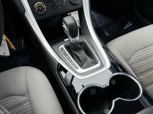 Used 2016 Ford Fusion S FWD image 33