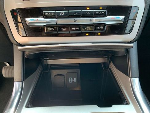 Used 2023 Ford Explorer XLT w/ Equipment Group 202A image 35