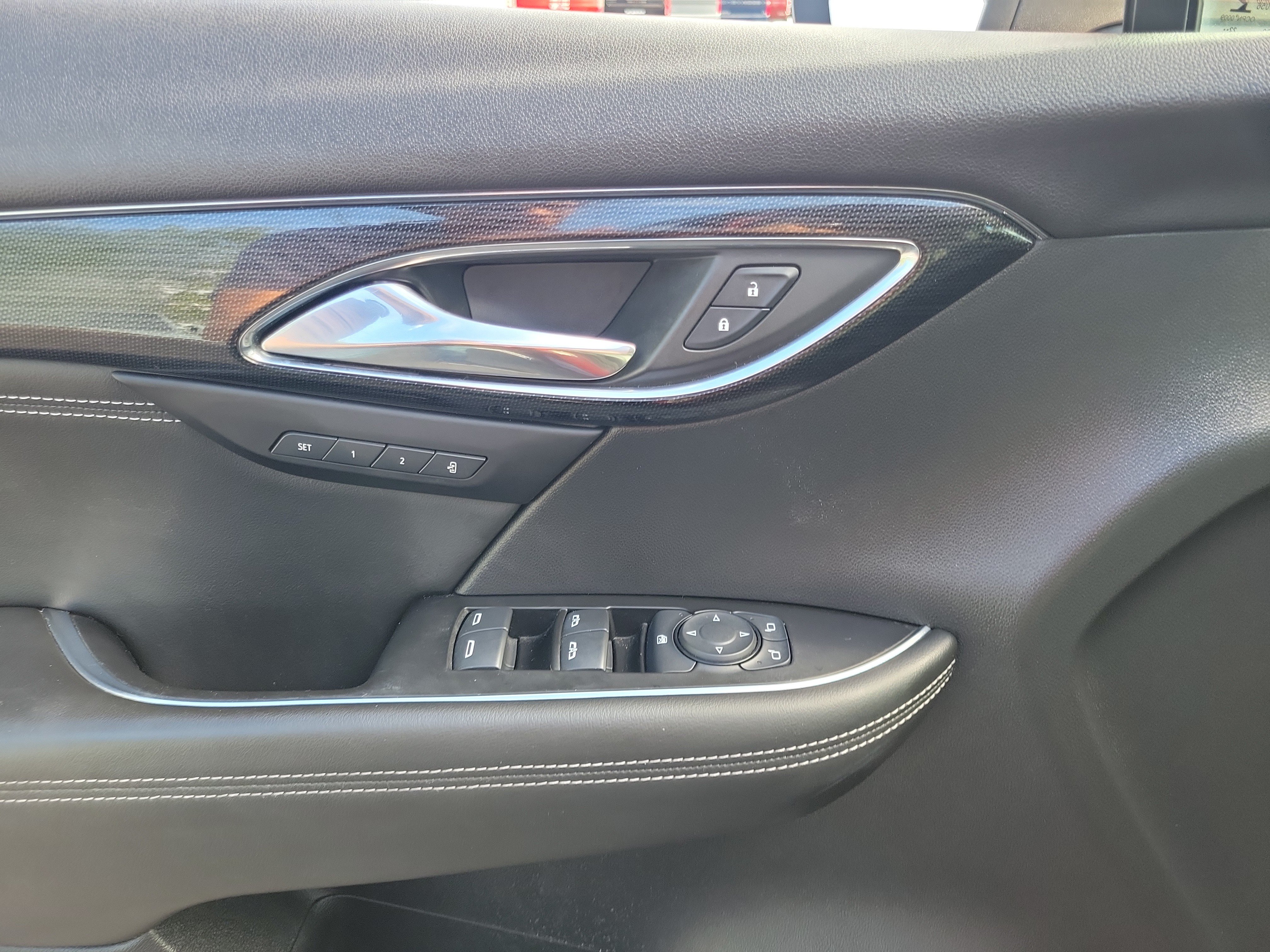 Used 2023 Buick Envision Essence FWD image 17