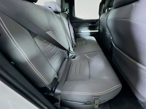 Used 2024 Toyota Tacoma TRD Off-Road image 23