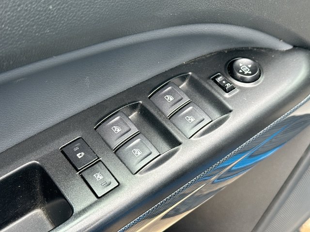 Used 2022 Chevrolet Colorado Z71 AWD/4WD image 33