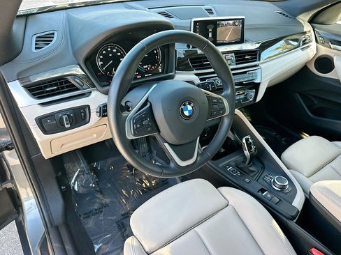 Certified 2023 BMW X2 xDrive28i w/ Convenience Package image 9