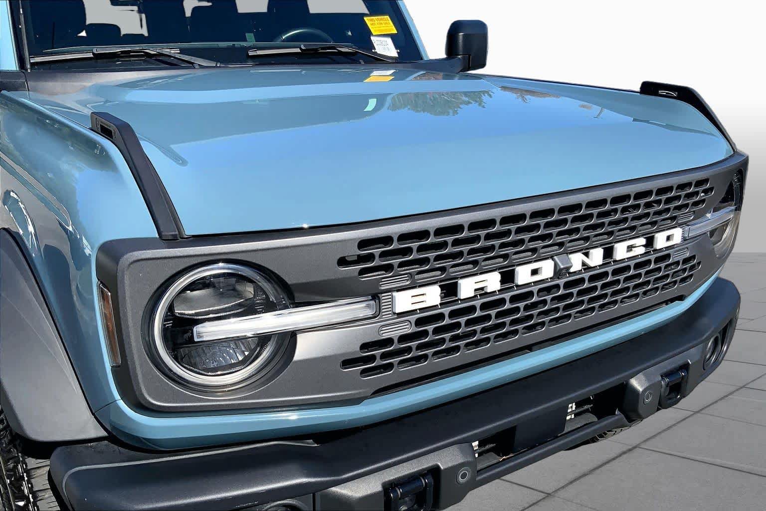 Used 2023 Ford Bronco Badlands w/ Sasquatch Package AWD/4WD image 29