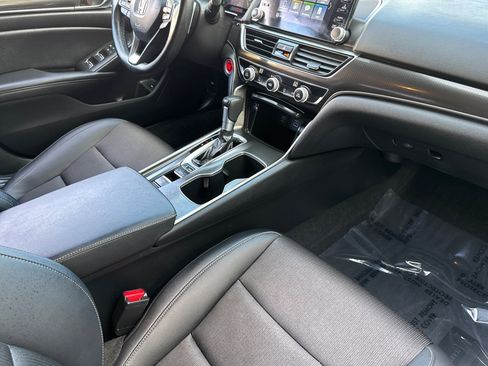Used 2022 Honda Accord Sport image 31