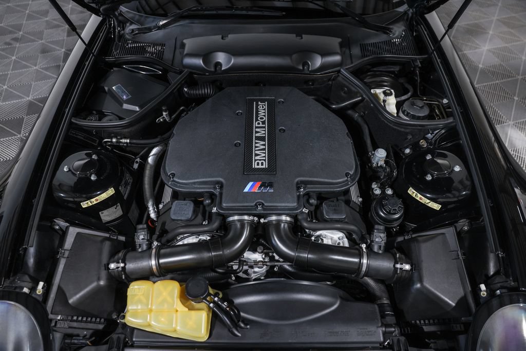 Used 2002 BMW Z8 RWD image 35