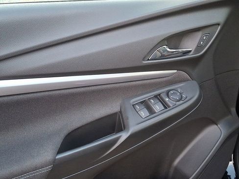 Certified 2023 Chevrolet Bolt EUV LT w/ Comfort Package image 12