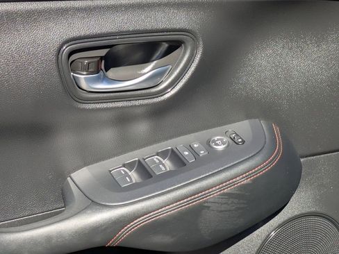 Used 2025 Honda HR-V Sport image 13