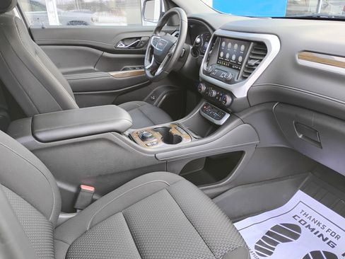 Used 2022 GMC Acadia SLE w/ Driver Convenience Package image 12