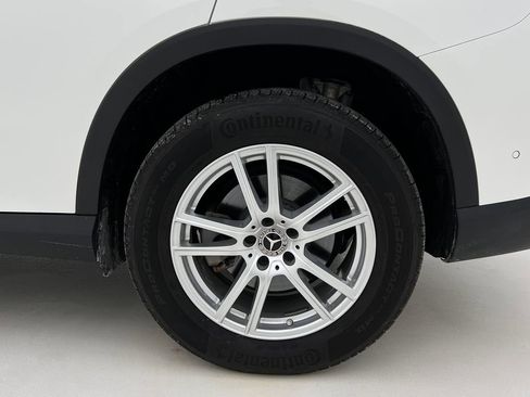 Used 2023 Mercedes-Benz GLC 300 GLC 300 image 25