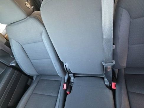 Used 2024 Chevrolet Silverado 1500 LT image 25