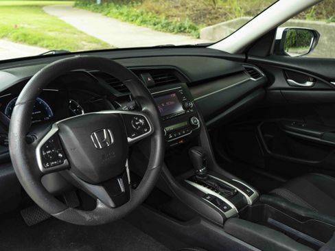 Used 2020 Honda Civic LX image 16