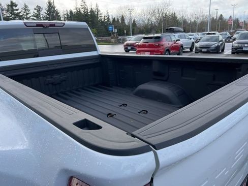 Used 2021 Chevrolet Silverado 3500 LTZ w/ LTZ Convenience Package image 15