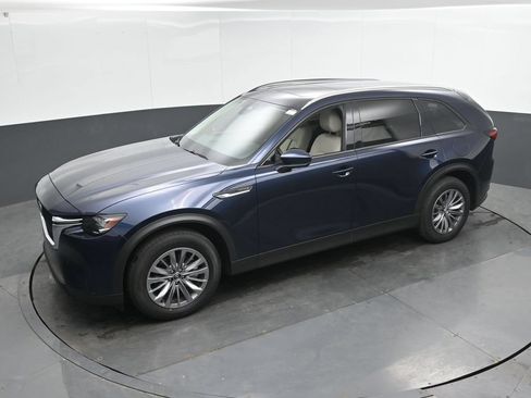 Used 2025 MAZDA CX-90 3.3 Turbo w/ Preferred Package AWD/4WD image 37
