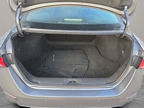 Certified 2024 Nissan Sentra SV image 31