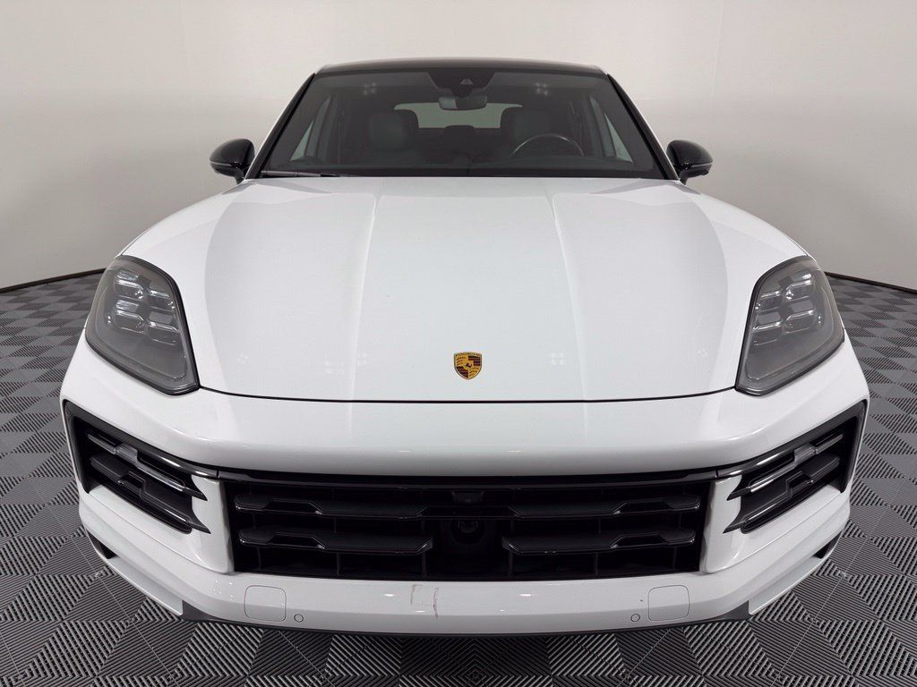 Certified 2024 Porsche Cayenne S AWD/4WD image 9