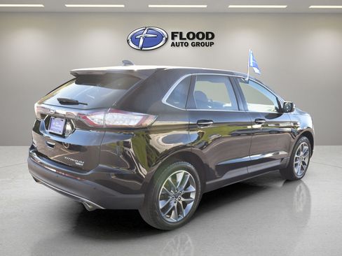 Used 2018 Ford Edge Titanium w/ Equipment Group 301A image 4