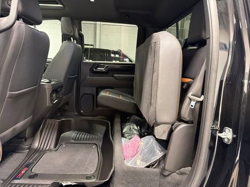 Used 2025 GMC Sierra 2500 AT4 w/ AT4 Premium Plus Package AWD/4WD image 23