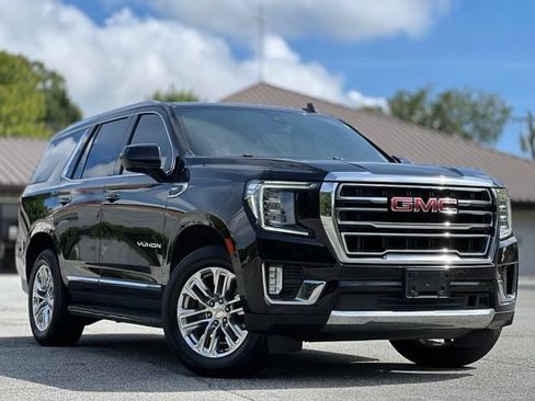 Used 2021 GMC Yukon SLT AWD/4WD image 3