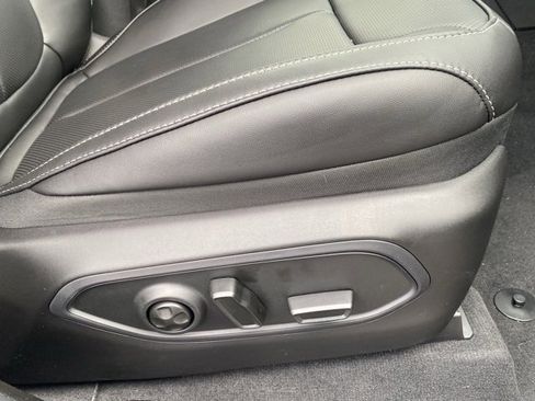 New 2025 Jeep Grand Cherokee Limited image 31