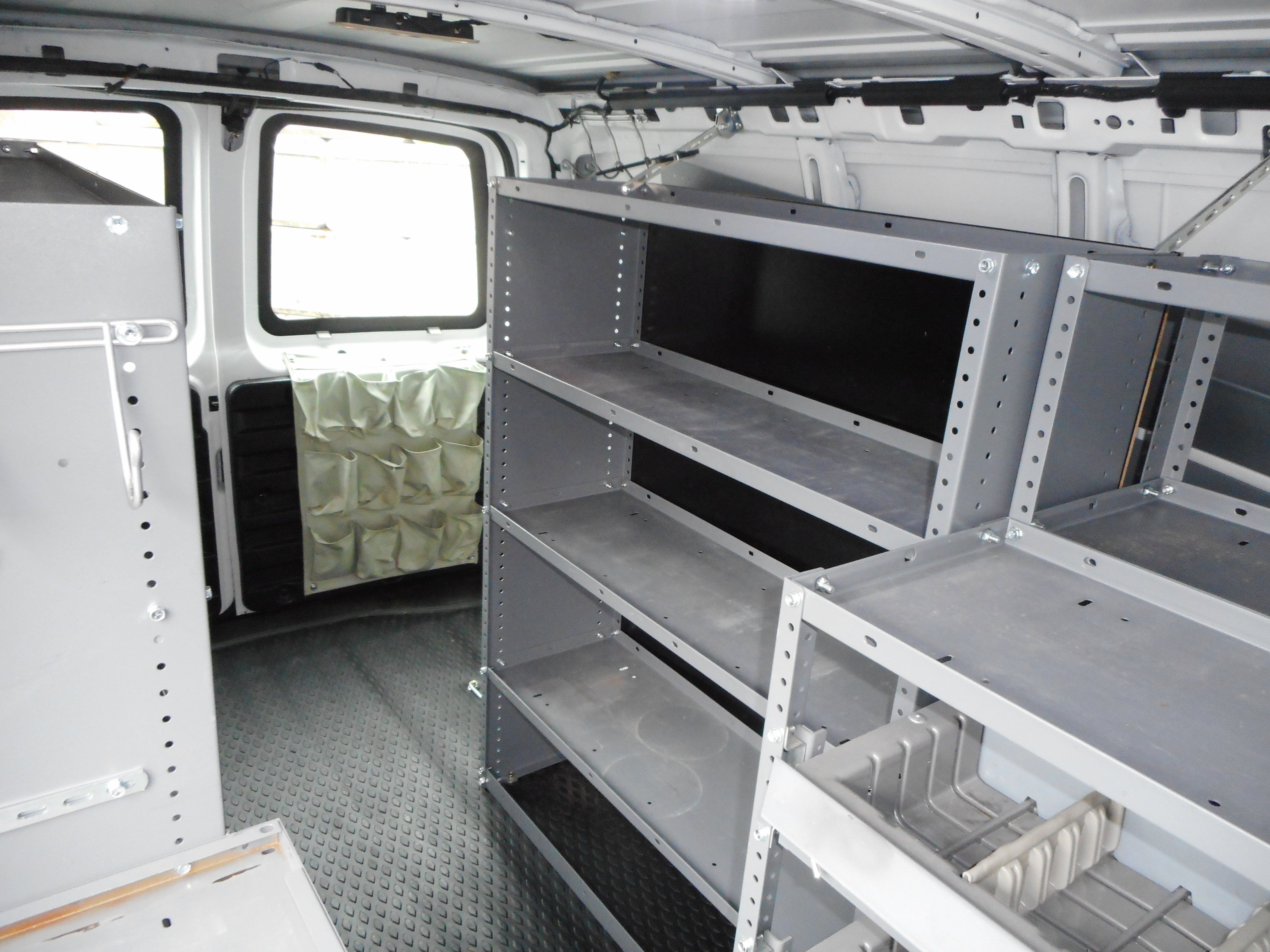 Used 2016 Chevrolet Express 2500 RWD image 20