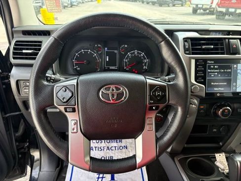 Used 2023 Toyota 4Runner SR5 Premium w/ Moonroof Package RWD image 16