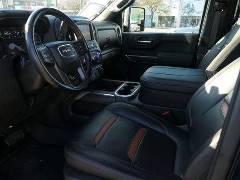 Used 2023 GMC Sierra 2500 AT4 image 15