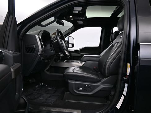 Used 2022 Ford F350 Platinum AWD/4WD image 12