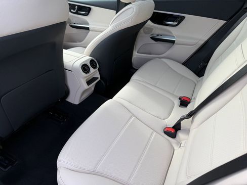 New 2026 Mercedes-Benz GLC 300 image 22
