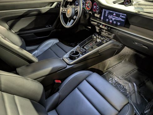 Certified 2020 Porsche 911 Carrera S image 27