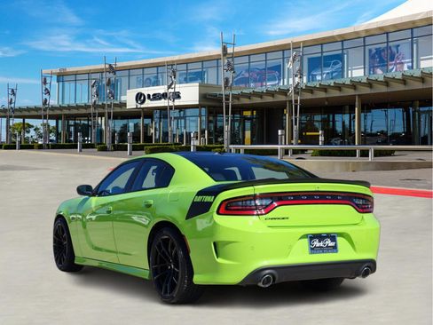 Used 2023 Dodge Charger Scat Pack w/ Daytona Edition Group image 4