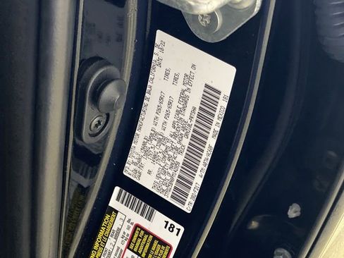 Used 2023 Toyota Tacoma TRD Sport w/ Black Out Package (TMS) image 20