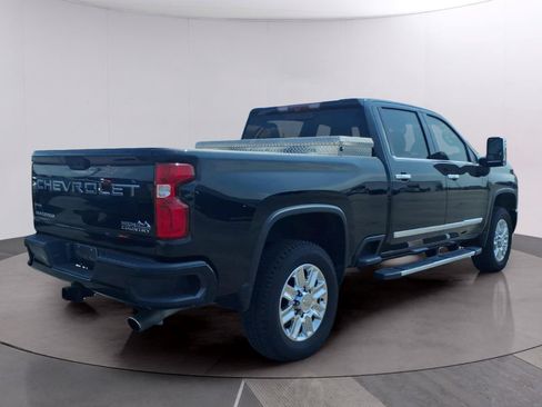 Used 2024 Chevrolet Silverado 2500 High Country w/ High Country Premium Package AWD/4WD image 5