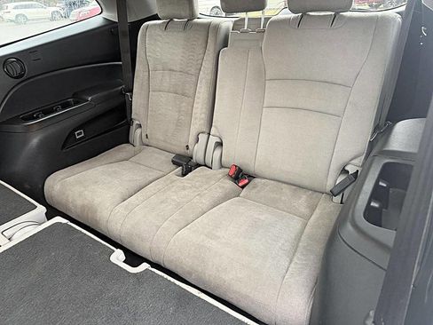 Used 2021 Honda Pilot EX image 13