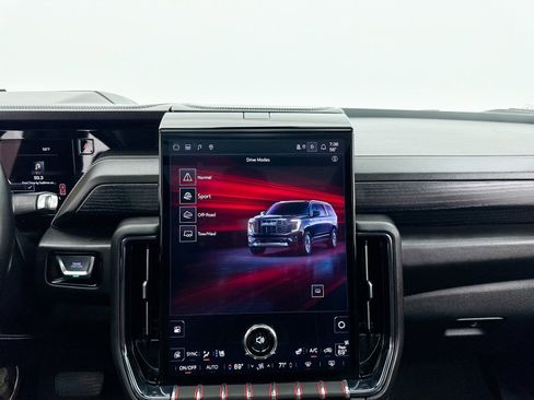 Used 2025 GMC Yukon XL AT4 Ultimate w/ LPO, Floor Liner Package image 29