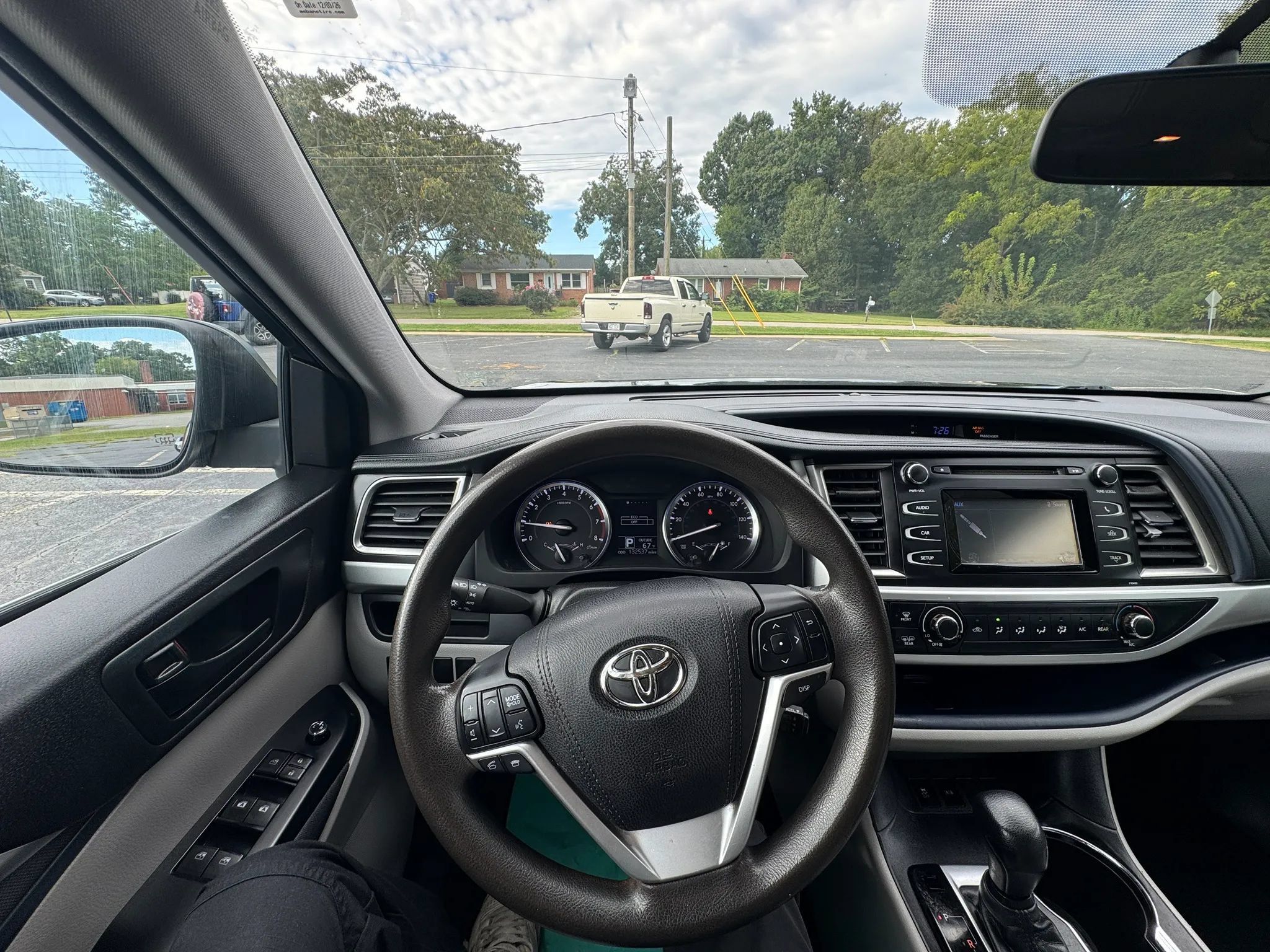 Used 2015 Toyota Highlander LE FWD image 20