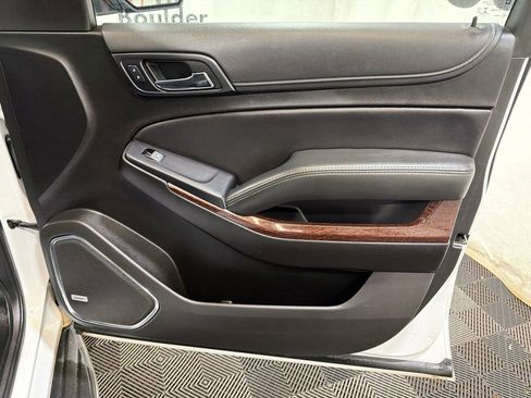 Used 2020 GMC Yukon XL SLT AWD/4WD image 9