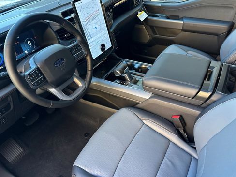 New 2025 Ford F150 Lightning Lariat image 9