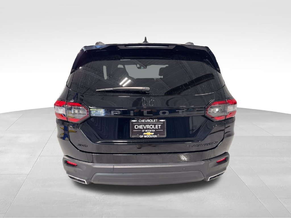 Used 2025 Honda Pilot Black Edition image 52