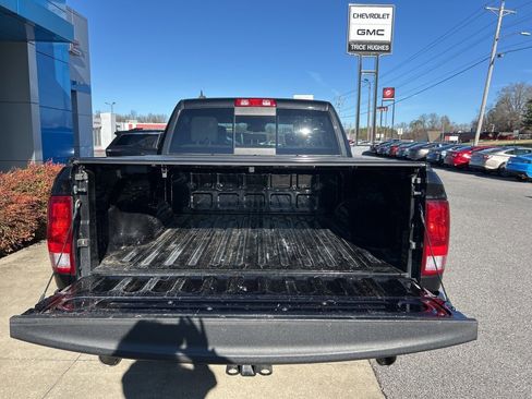 Used 2019 RAM 1500 Big Horn image 8
