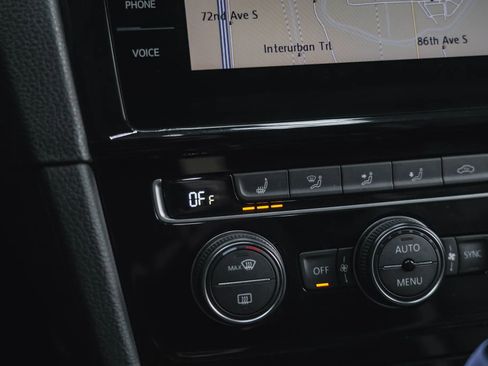 Used 2019 Volkswagen Golf 4-Door image 56