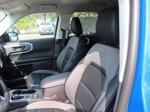 New 2025 Ford Bronco Sport Big Bend w/ Black Appearance Package image 15