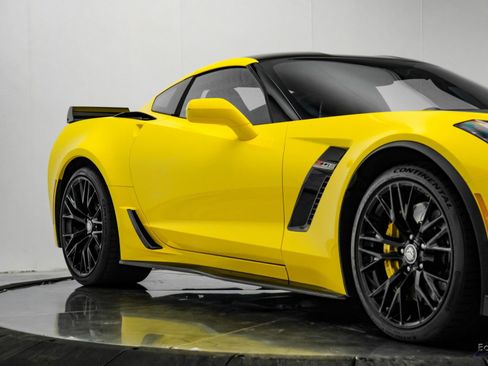 Used 2018 Chevrolet Corvette Z06 image 42