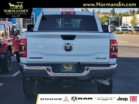 Used 2024 RAM 2500 Big Horn w/ Protection Group AWD/4WD image 5