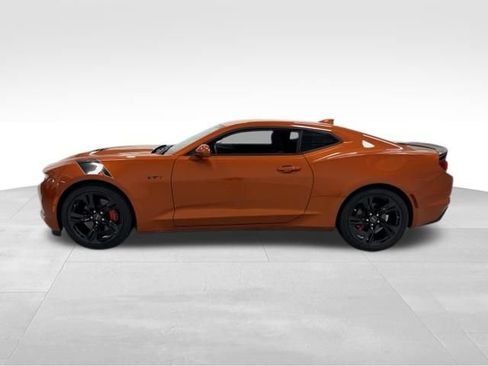 Certified 2023 Chevrolet Camaro LT w/ Technology Package RWD image 3