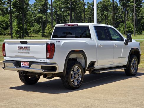 Used 2025 GMC Sierra 2500 SLE w/ SLE Value Package; AWD/4WD image 4