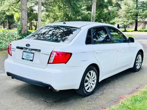 Used 2010 Subaru Impreza 2.5i AWD/4WD image 5