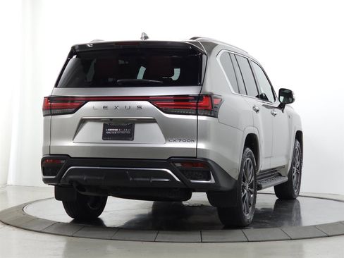Used 2025 Lexus LX 700h F Sport w/ Accessory Package (Z1) AWD/4WD image 12