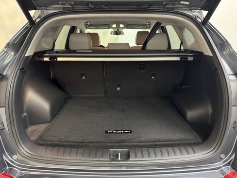 Used 2017 Hyundai Tucson Sport w/ Cargo Package image 32